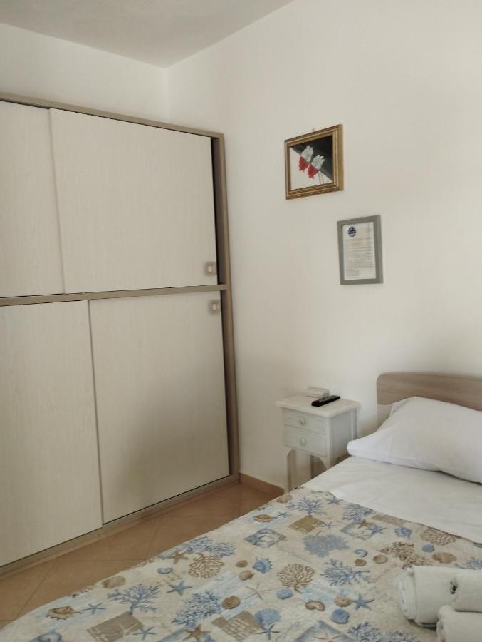 Affitta Camere Zio Peppe San Teodoro  Exterior foto