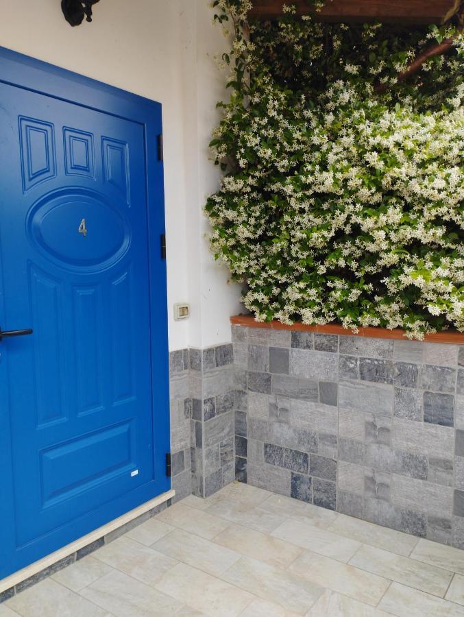 Affitta Camere Zio Peppe San Teodoro  Exterior foto